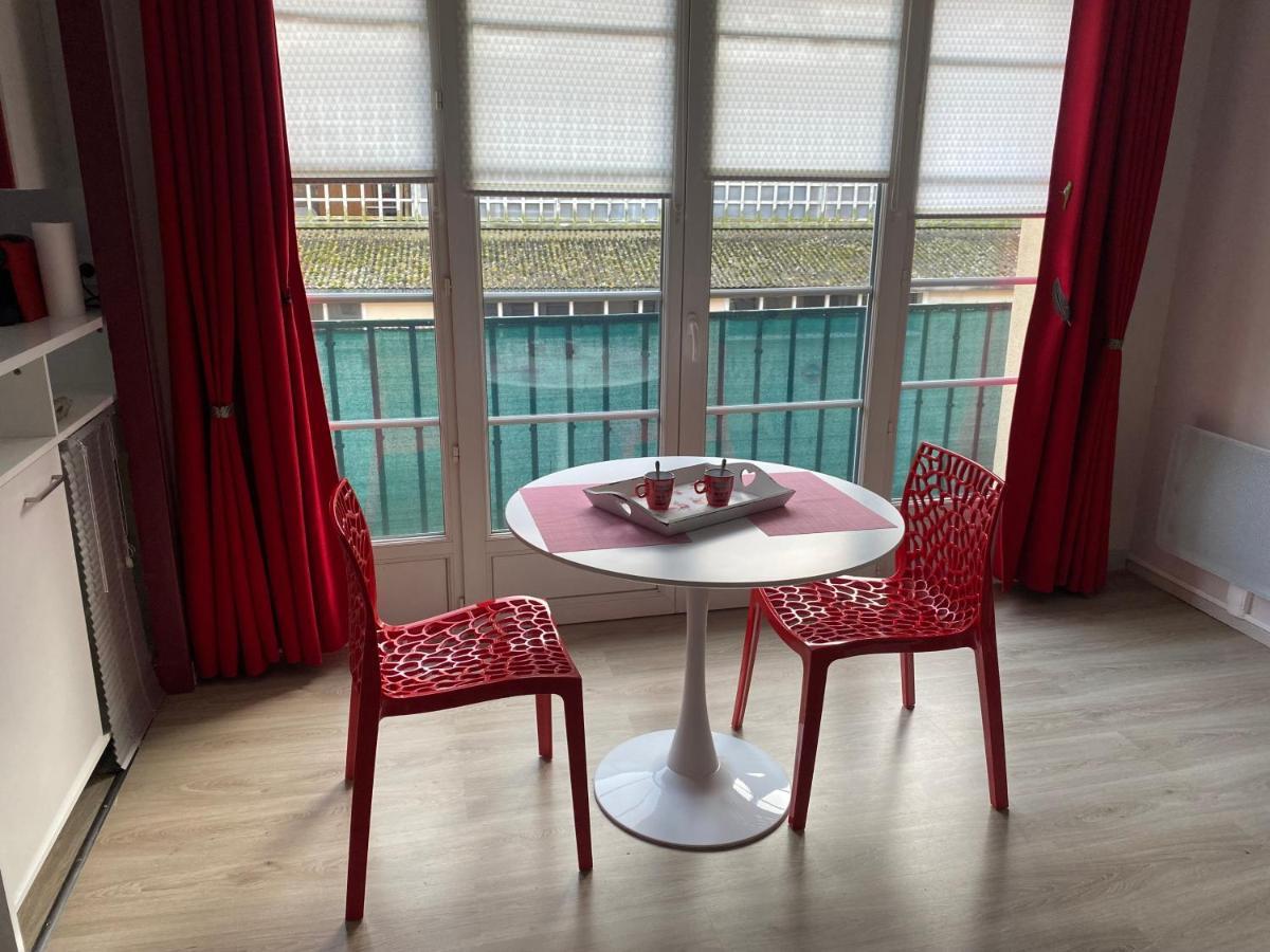 Studio Avec Parking Prive Au Coeur Du Treport Le Tréport Екстериор снимка